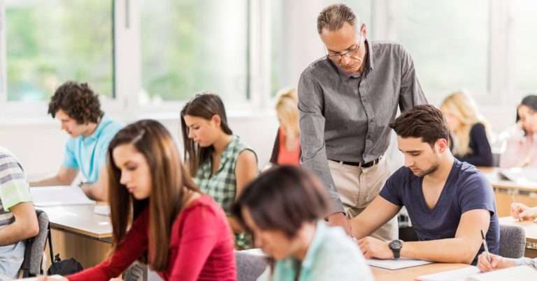 Why Students Choose Ireland for Higher Education